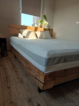 Łóżko z belek DIY z materacem - 5