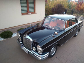 Zabytkowy Mercedes W111 220Sb super stan z 1963 roku - 5