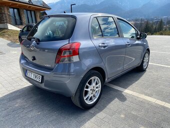 Toyota Yaris 1.0 2011r 67tys km klima - 5