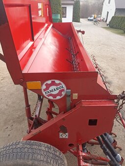 Siewnik zbożowy Unia Famarol S025/3 - 5