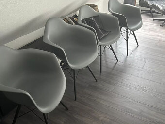 4 Fotel Vitra Eames szaro-czarny - 5