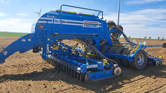 Ciągnik 270 KM z RTK i siewnikiem 6 m GRATIS +SectionControl - 5