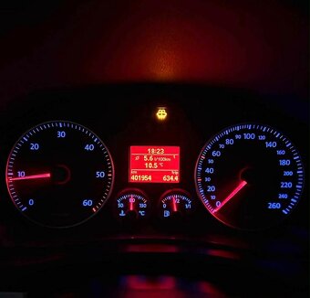 Volkswagen Golf V - 5