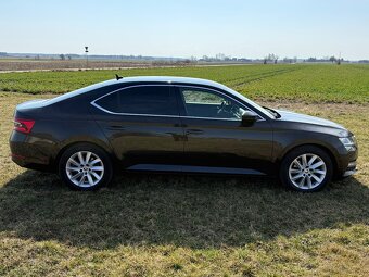 Skoda superb 2,0 (150 km) rok 2020 - 5