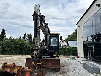 JCB JS 175 WTT4 KOPARKA KOŁOWA 2018R. Z ENGCONEM | KOMATSU V - 5
