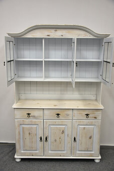 kredens z drewna sosnowego - jak nowy - 5