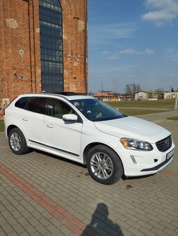 Volvo XC60 2.0 T5 B KAMERA COFANIA CZUJNIKI PARKOWANIA NAVI - 5