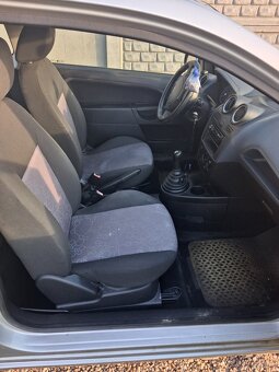 Sprzedam ford Fiesta 2007 - 5