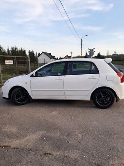 Sprzedam Toyota Corolla e12 2006r - 5