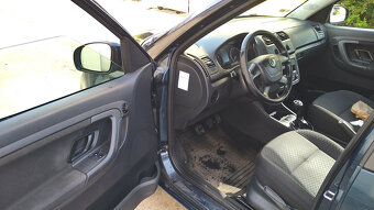 skoda roomster 1.6 tdi 2012r lift - 5