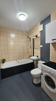 wynajme 2 pok z aneksem kuchennym,Dywizjonu 303,wlasciciel - 5