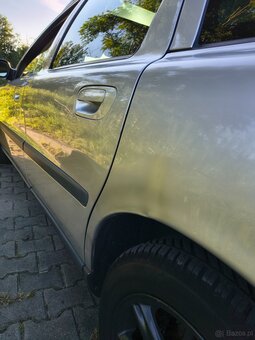 Volvo v70 2,4d5 - 5