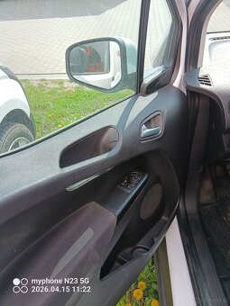 Ford Transit Courier - 5