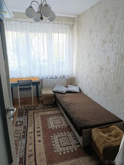 Wynajmę mieszkanie 3 pokojowe 2.000,- /studenci ,studentki - 5