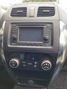Suzuki SX4 2.0DDIS  rok-2014, 2xklič,navigace - 5