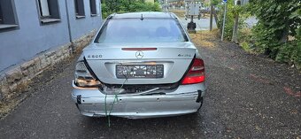 Mercedes Benz E500 4 Matic 225kw rok-2003 - 5