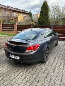 Opel Insignia 1.8 - 5