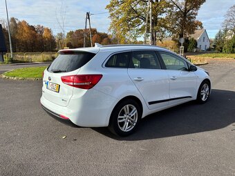 Cee'd 1.6 2017 rok lift Full opcja - 5