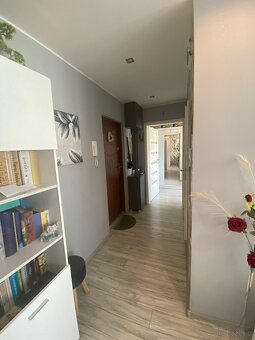Mieszkanie o pow. 37m2, IV p., umeblowane,Os.Kaliniec - 5
