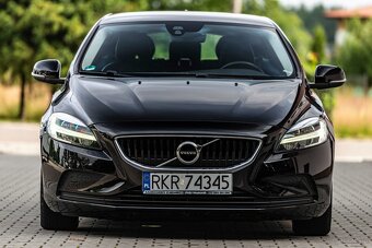 VOLVO V40 - 5