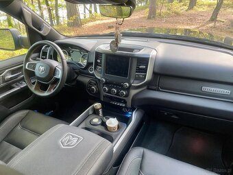 Dodge Ram 1500 - 5