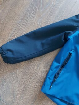 Kurtka wiatrowka 4f - 5