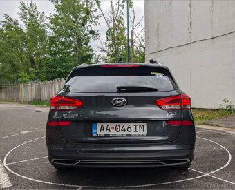 Hyundai i30 1.5 T-GDi CW MHEV 7DCT, Play 2023 - 5