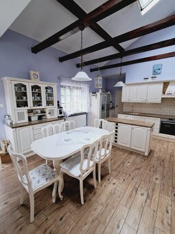 Dom parterowy z użyt. poddaszem o pow. 240 m2,Wolica - 5