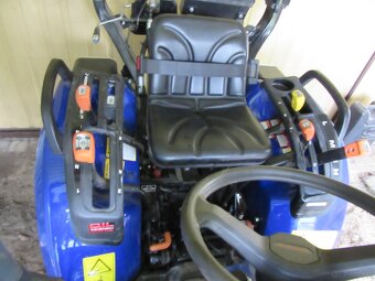 traktor Farmtrac 26 kompaktowy 2021rok - 5