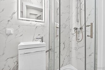 Nowoczesny pokój z łazienką przy uczelni. - 5