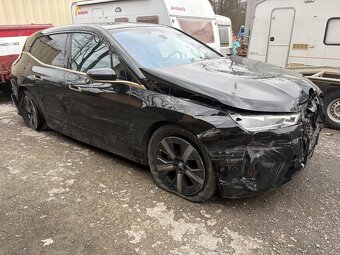 BMW IX Xdrive 40, r.6/2022, klima, panorama, 1. wlasciciel - 5