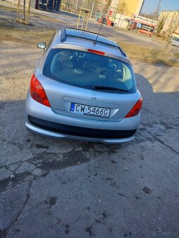 Peugeot 207 1.4 benzyna - 5