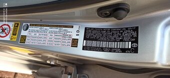 Toyota Prius Plus - 5