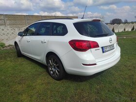 Opel Astra J 1.4 mpi eco FLEX - 5