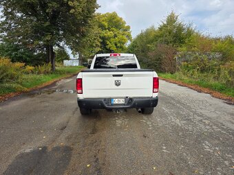 Dodge ram 1500 4x4 5.7 hemi LPG 2016r. - 5