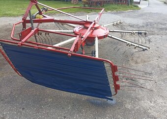 Zgrabiarka karuzelowa Deutz-Fahr - 5