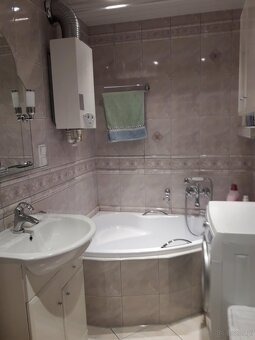 Sprzedam mieszkanie w Krapkowicach - 5