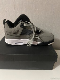 Jordan 4 - 5