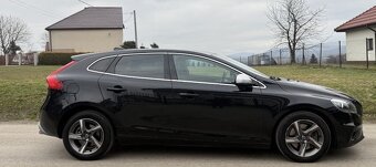 Volvo v40 w wersji Desing - 5