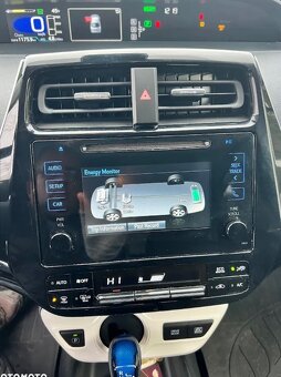 Prius 1,8 Hybryda - 5