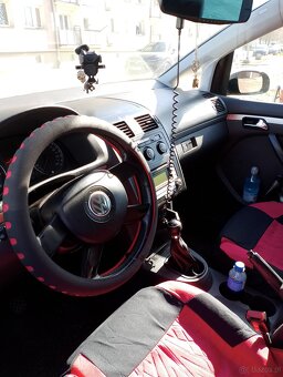 Volkswagen Touran - 5