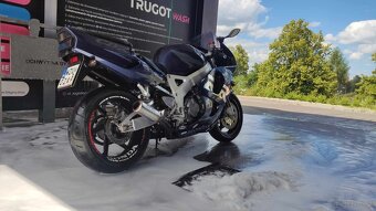 HONDA CBR 900RR SC28 1995r - 5