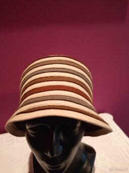 Kapelusz damski jesienno – zimowy typu bucket 100 % wełna. - 5