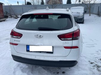 Hyundai I30 1.6CRDi 85kw, r.10/2019, klimatronic, nawigacja - 5