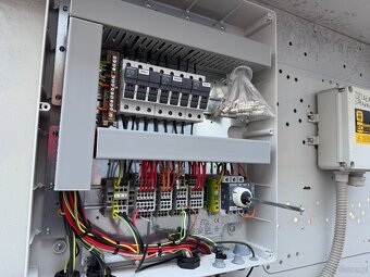 Dry cooler sucha chłodnica powietrza Thermokey 68 kW - 5