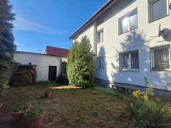 Dom piętrowy, wolnostojący 320m2, działka 466m2, os. Winiary - 5
