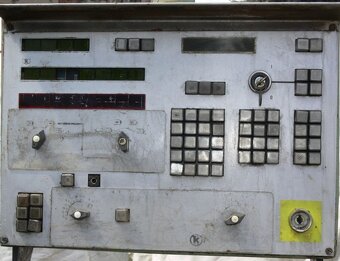 frezarkę FGS 32 NS 633 A - 5