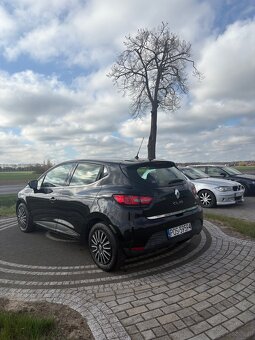 Sprzedam ładne renulat clio.Uzytkowany przez kobiete - 5