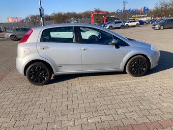 Grande Punto 1.2 - 5