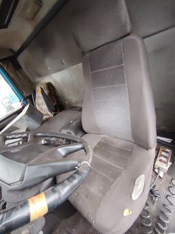 Scania 93 kabina - 5